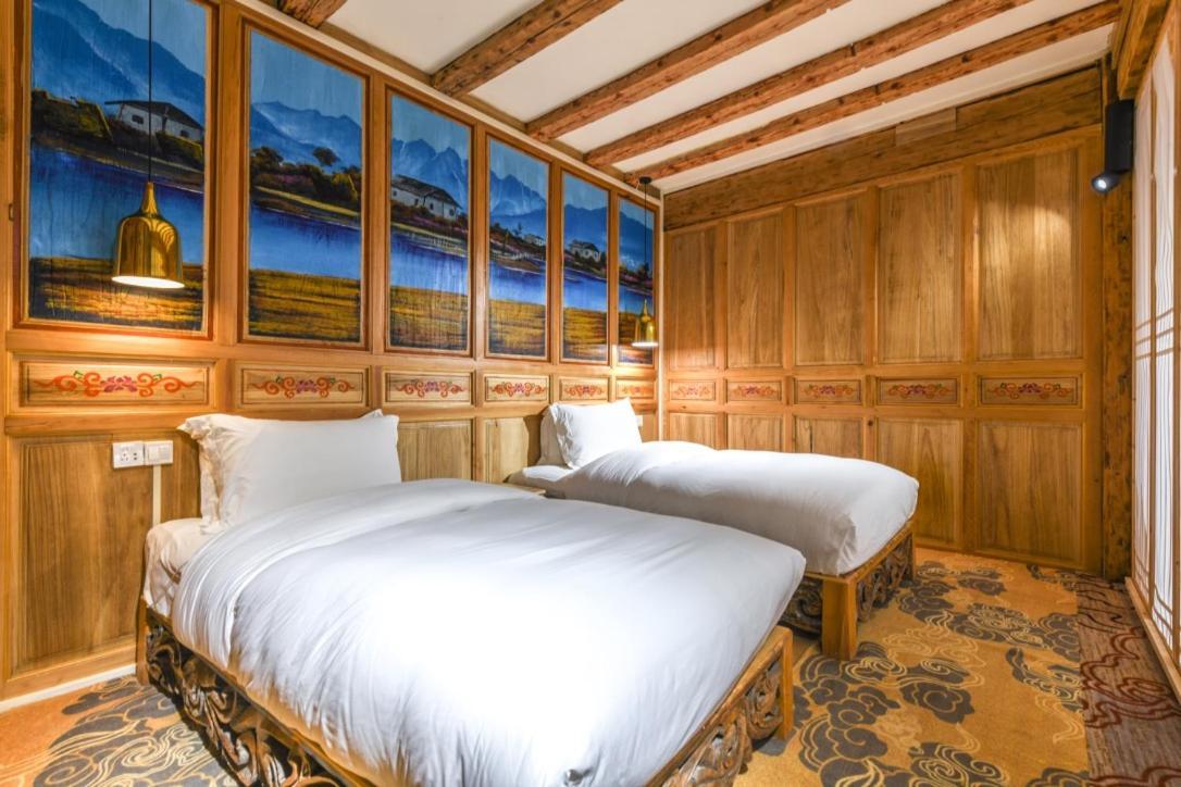 The Blue Mountains On The Moon Hotell Shangri-La Eksteriør bilde