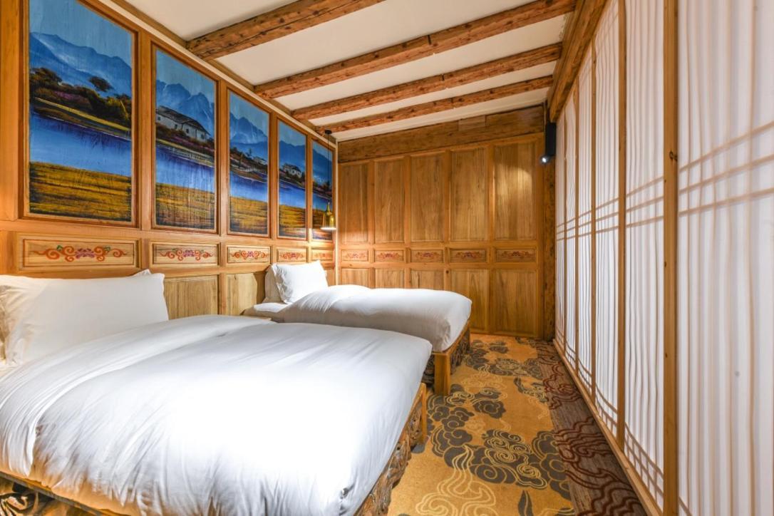 The Blue Mountains On The Moon Hotell Shangri-La Eksteriør bilde